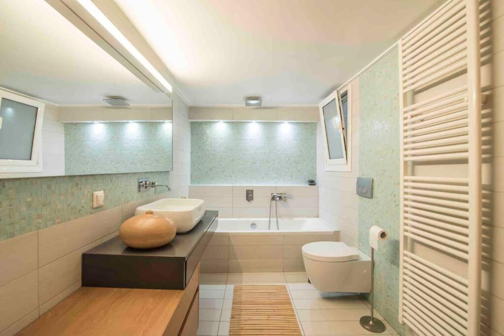 Luxury Living Apartment Athena Bagian luar foto